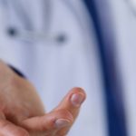 Правила отримання меддопомоги та корисні медичні ресурси для українців за кордоном